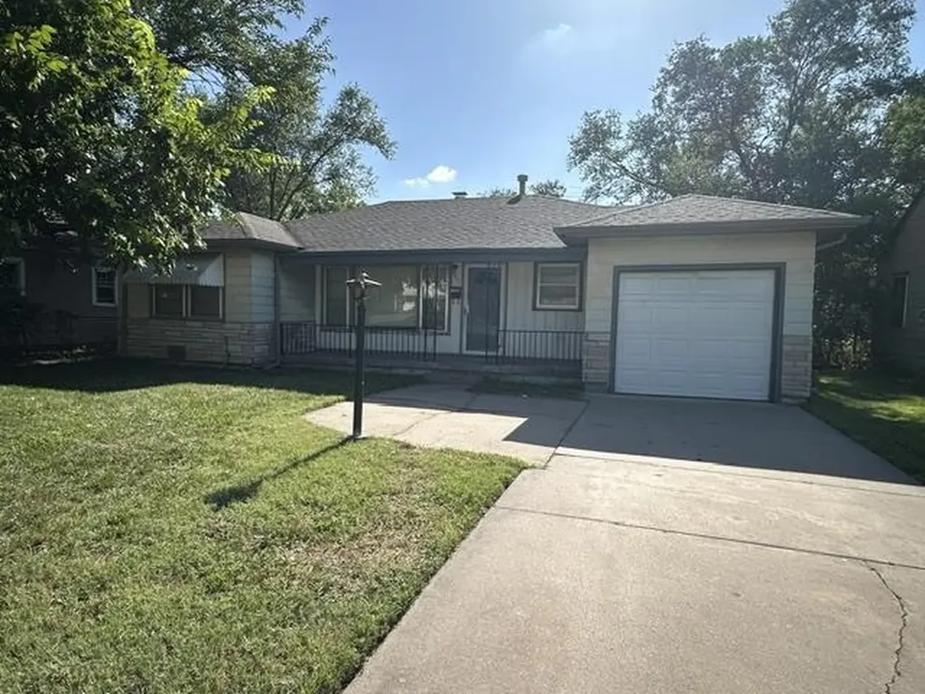 611 N Harding Wichita KS 67208