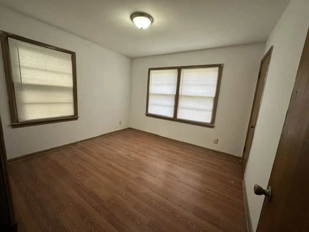611 N Harding Wichita KS 67208