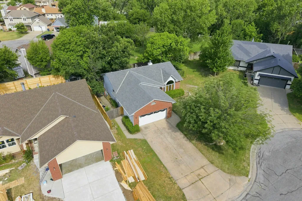 7040 E 35th Circle N Wichita KS 67226