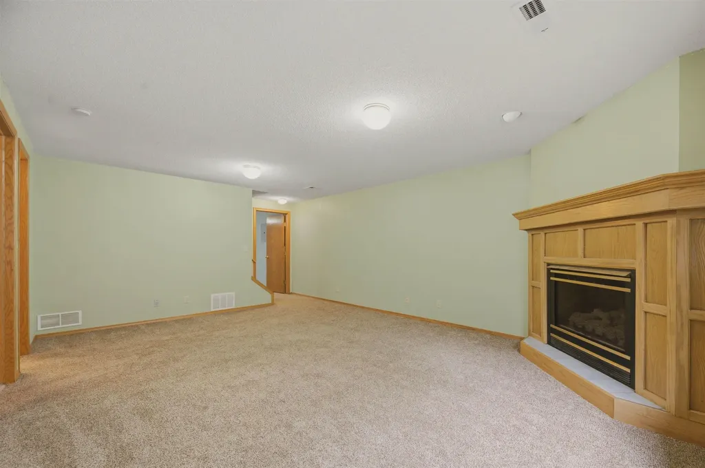 7040 E 35th Circle N Wichita KS 67226