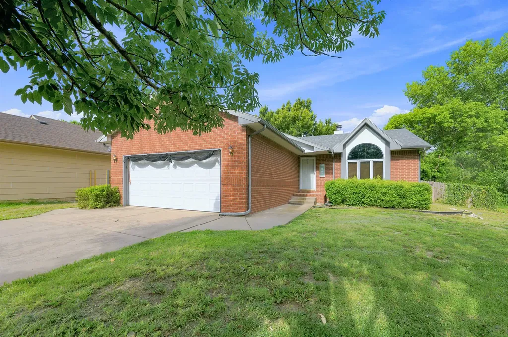 7040 E 35th Circle N Wichita KS 67226