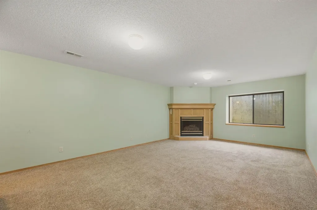 7040 E 35th Circle N Wichita KS 67226
