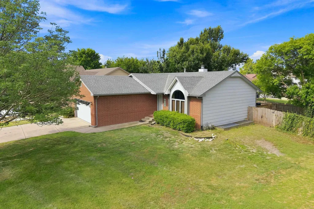 7040 E 35th Circle N Wichita KS 67226