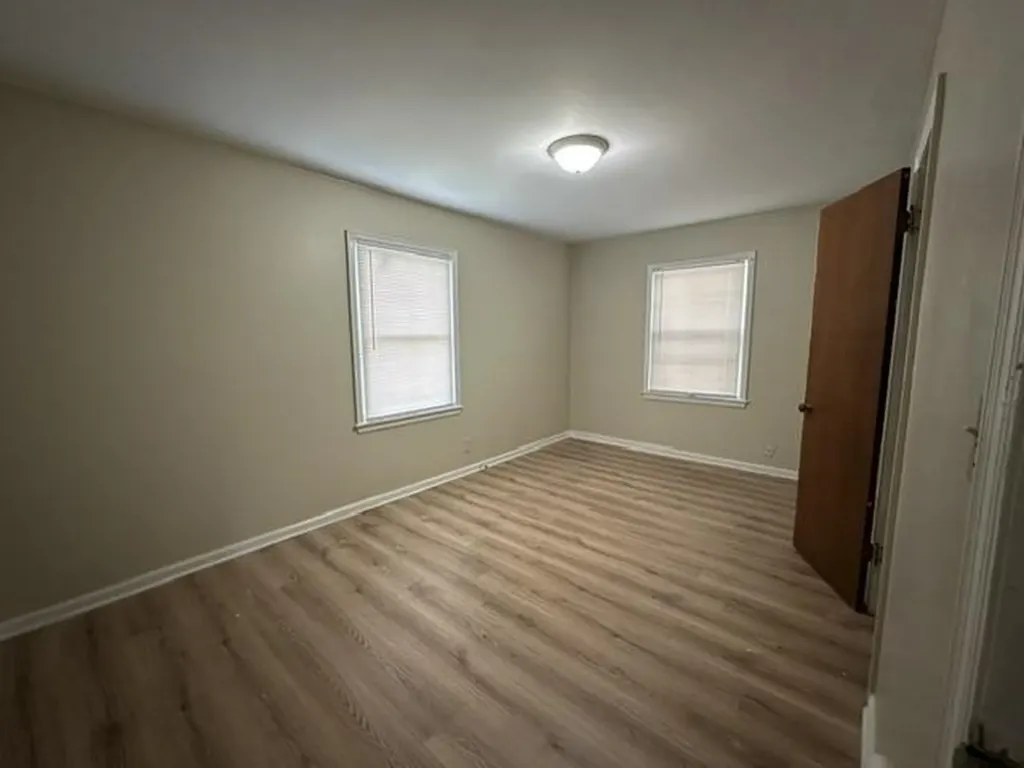 1635 N Bluff Wichita KS 67208