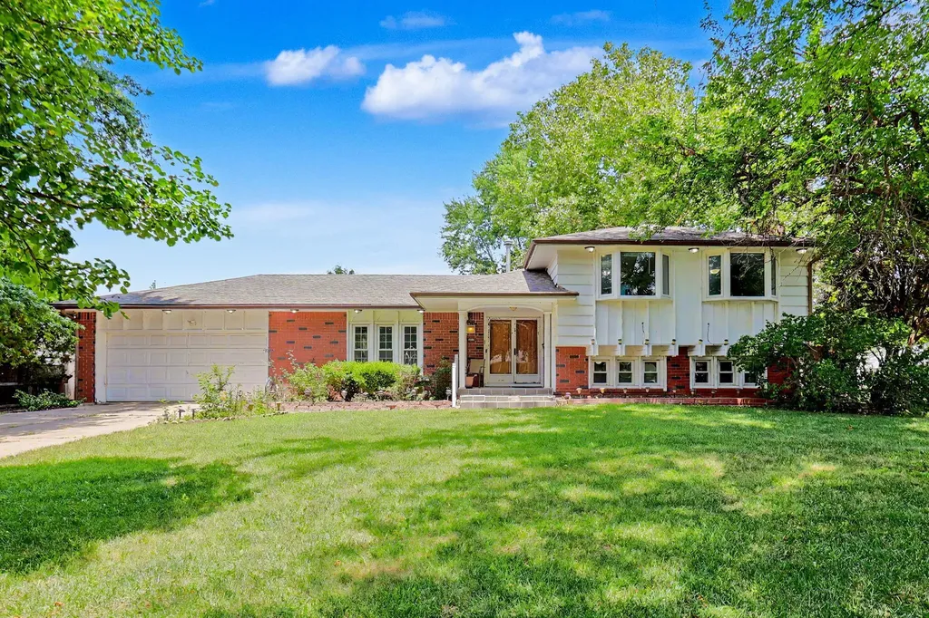 1950 N Charlotte Wichita KS 67208