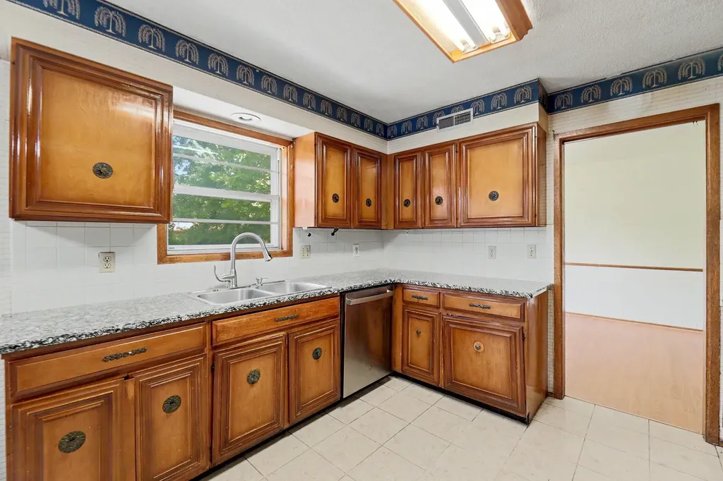 1950 N Charlotte Wichita KS 67208
