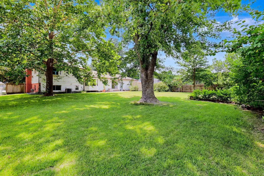 1950 N Charlotte Wichita KS 67208