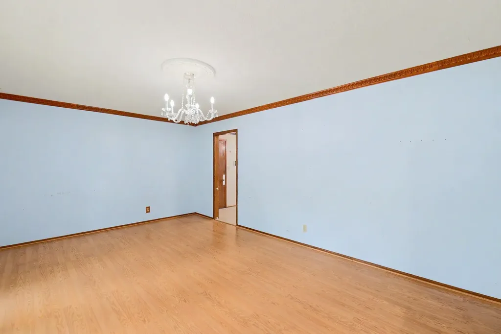 1950 N Charlotte Wichita KS 67208