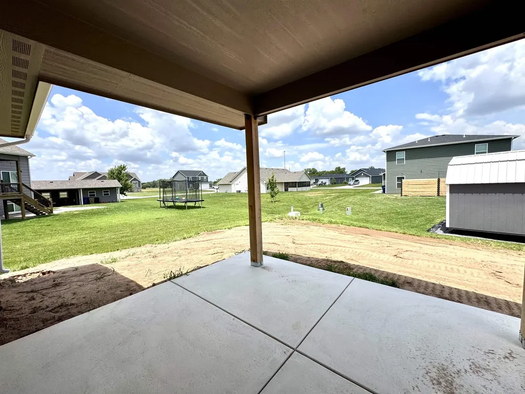 306 W Lavern Garden Plain KS 67050