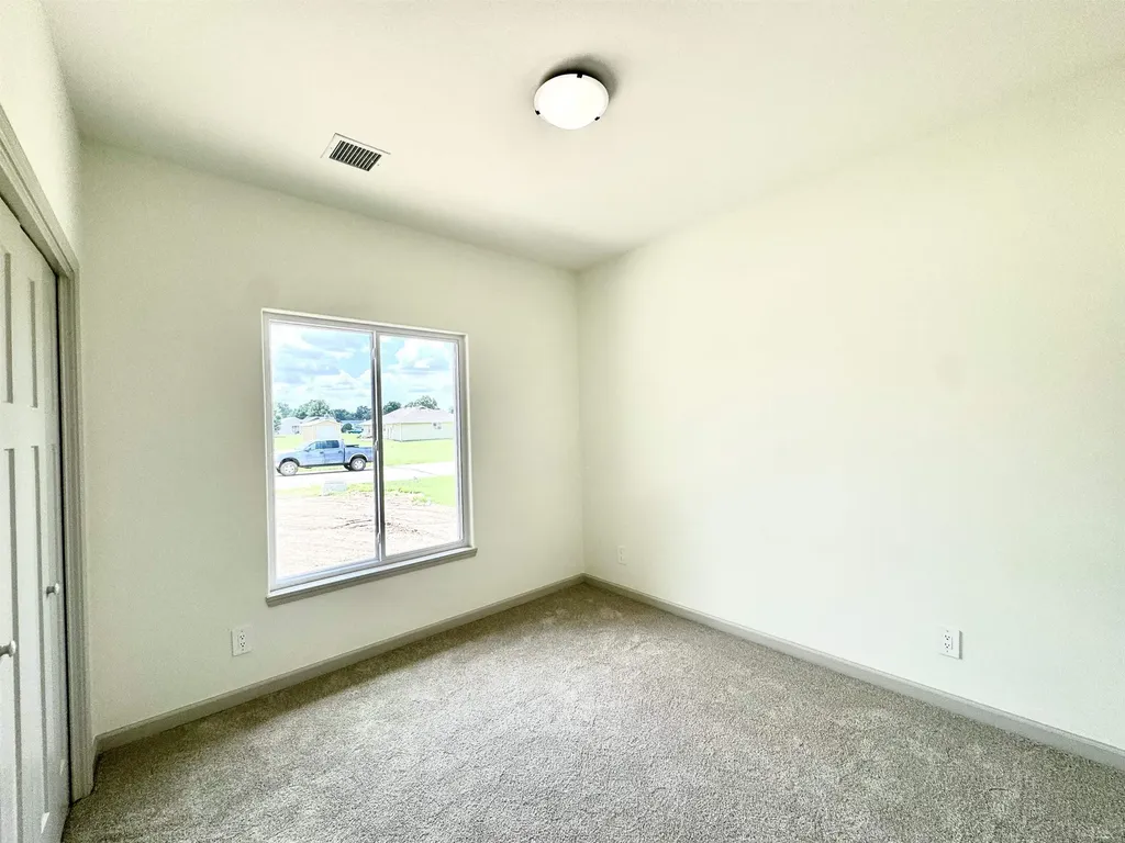 306 W Lavern Garden Plain KS 67050