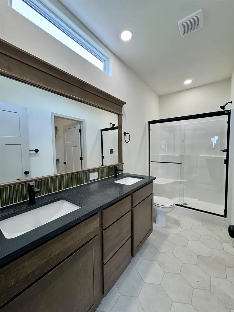 306 W Lavern Garden Plain KS 67050