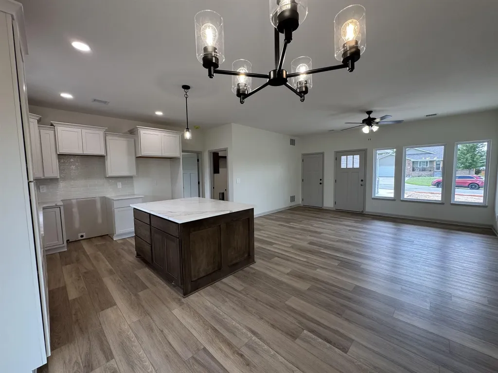 306 W Lavern Garden Plain KS 67050
