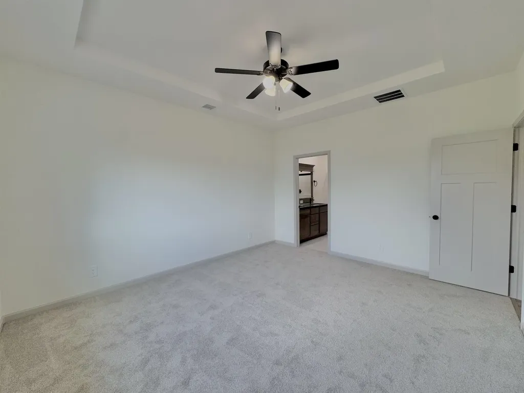 306 W Lavern Garden Plain KS 67050