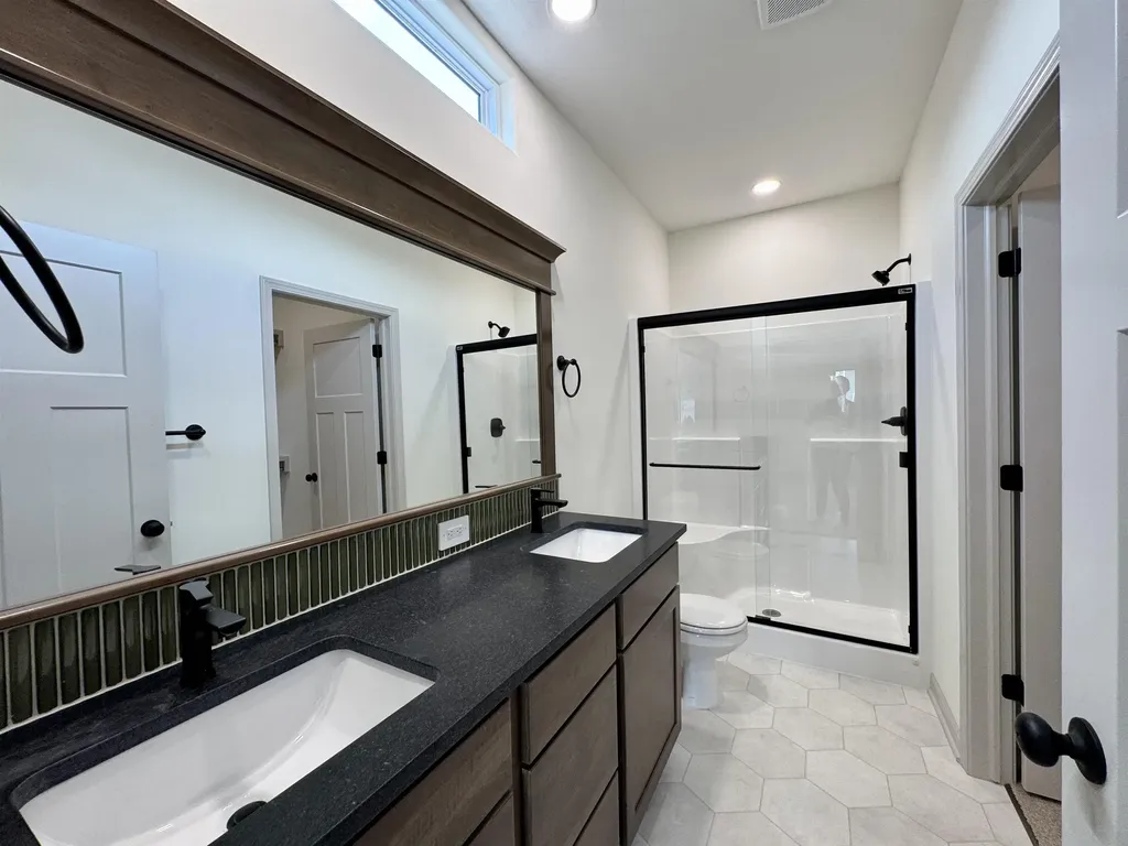306 W Lavern Garden Plain KS 67050