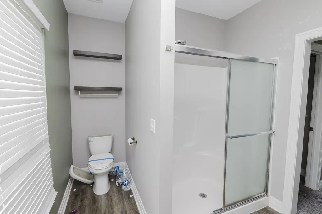 4909 N Saker Wichita KS 67219
