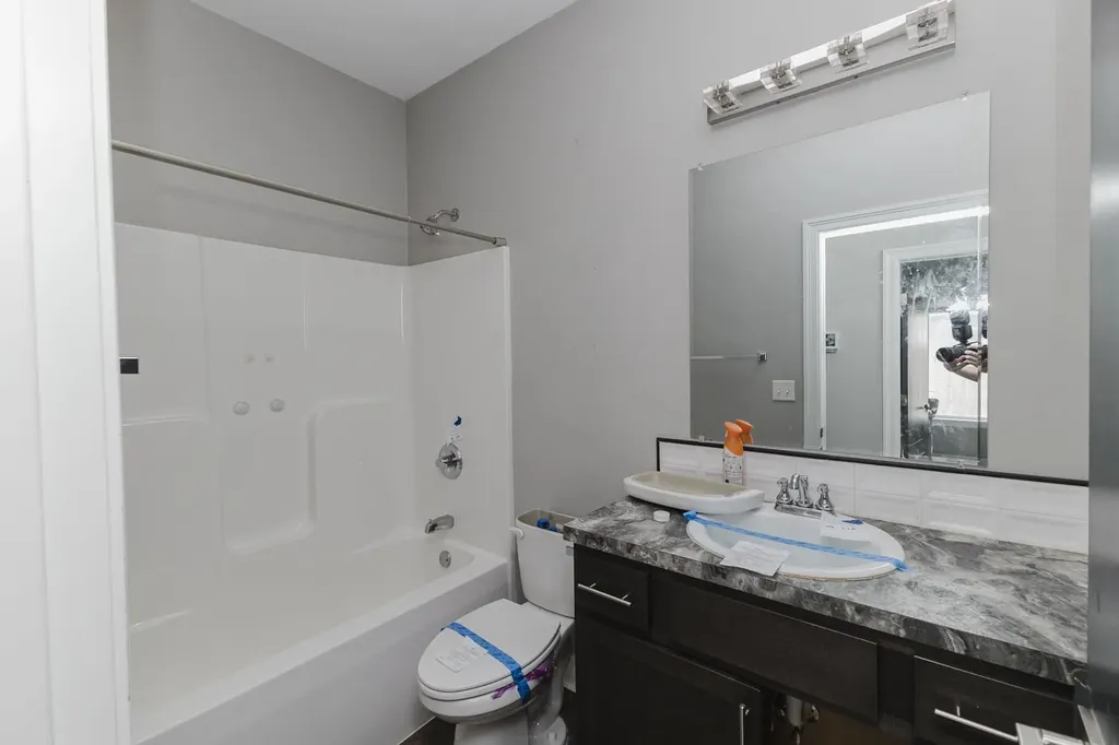 4909 N Saker Wichita KS 67219