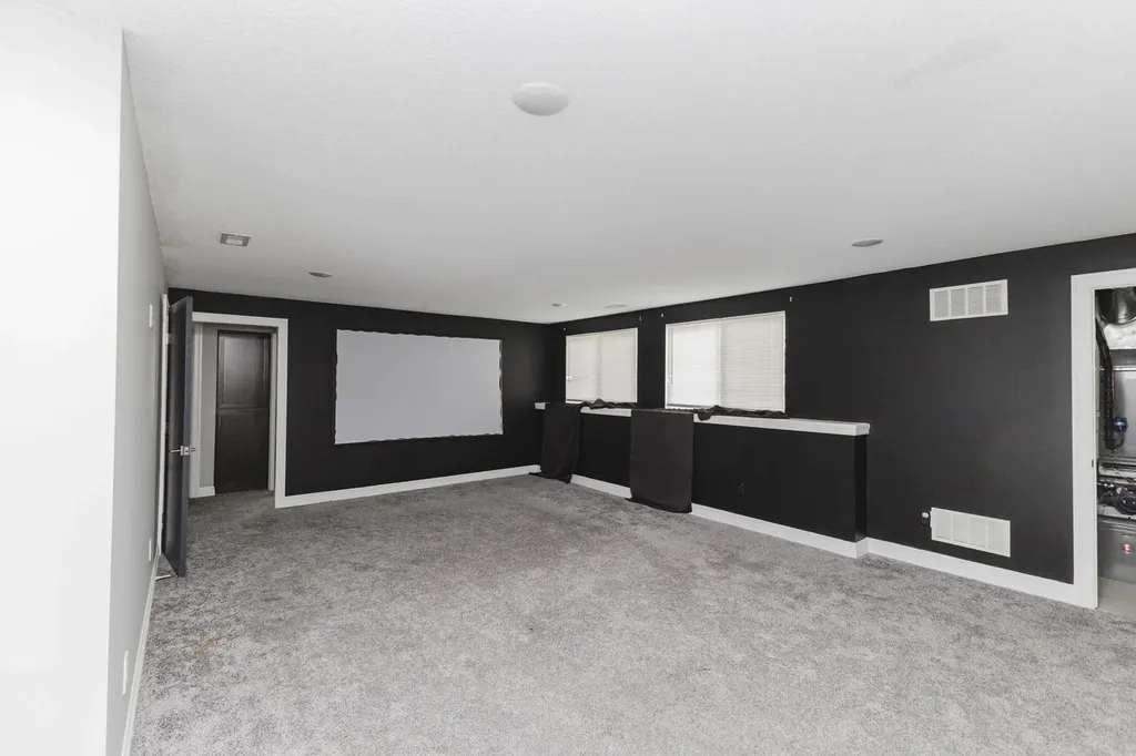 4909 N Saker Wichita KS 67219