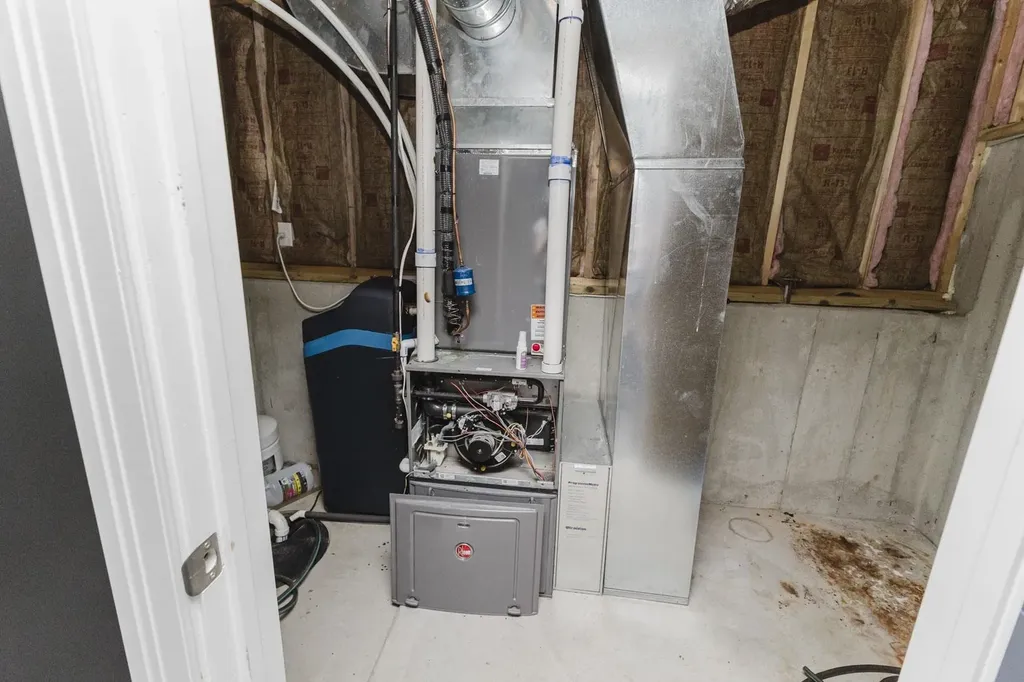 4909 N Saker Wichita KS 67219