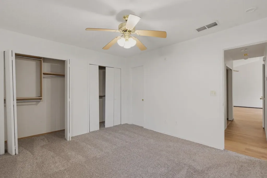 5819 E Pembrook Wichita KS 67220