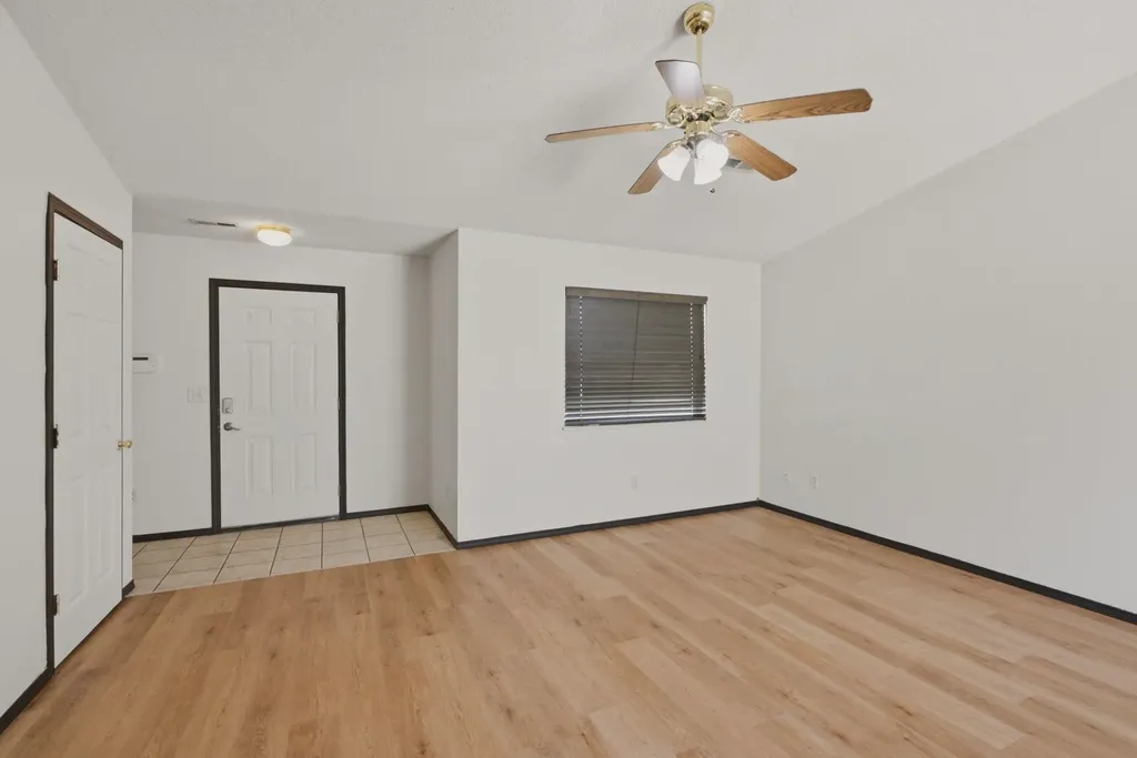 5819 E Pembrook Wichita KS 67220