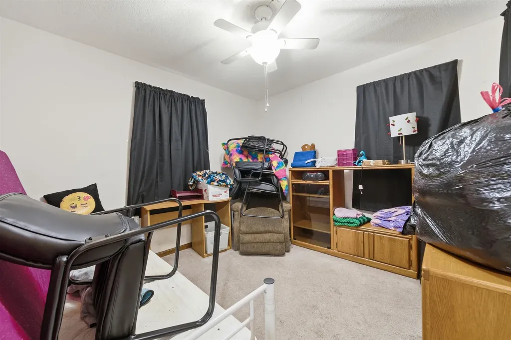 2116 W 35th Wichita KS 67217