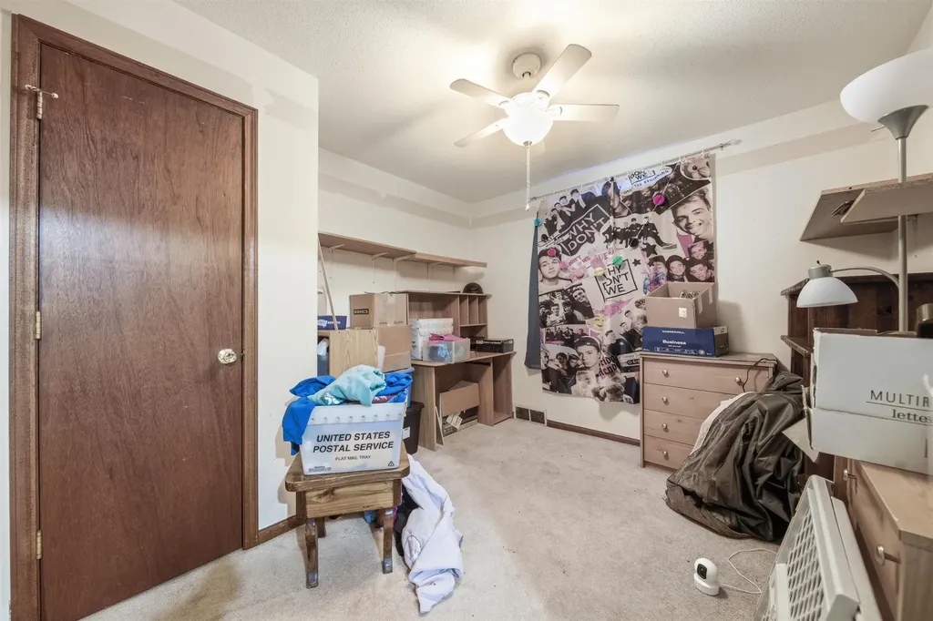 2116 W 35th Wichita KS 67217