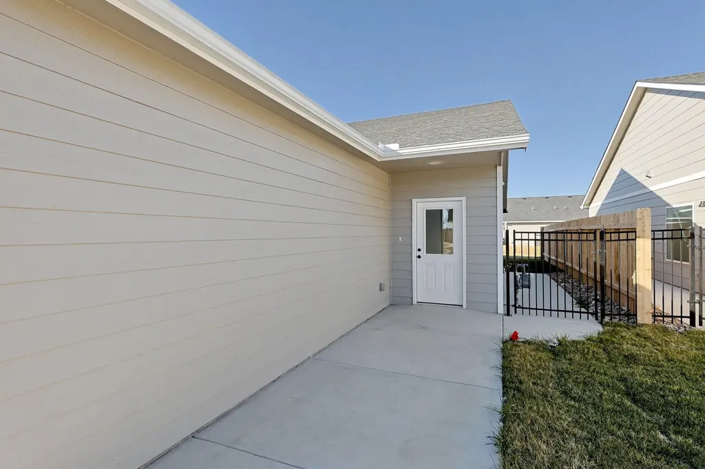 3833 S Blue Lake Court Wichita KS 67215