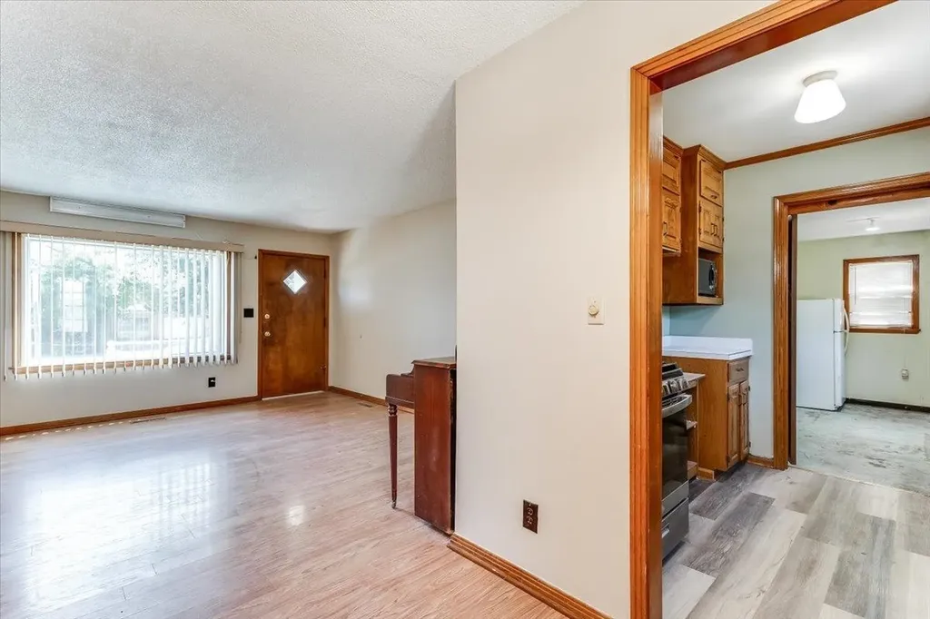 5118 E Mount Vernon Street Wichita KS 67218