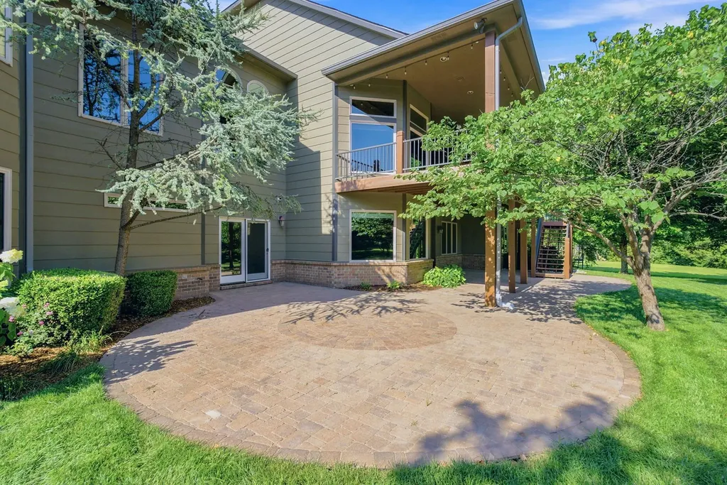 1929 N Burning Tree Court Wichita KS 67230