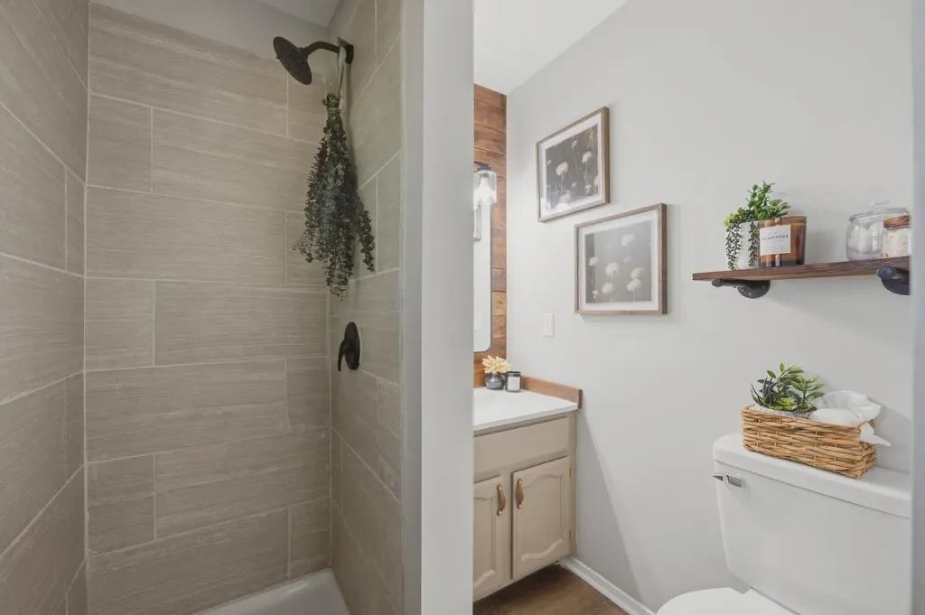 1102 N West Street Rose Hill KS 67133-9332