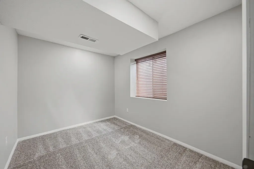 1102 N West Street Rose Hill KS 67133-9332