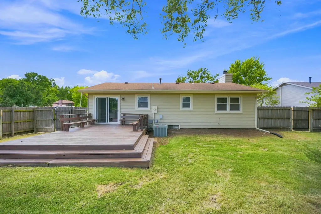 1102 N West Street Rose Hill KS 67133-9332