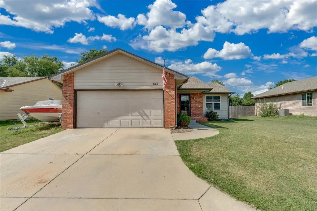 512 W Wayne Wichita KS 67217