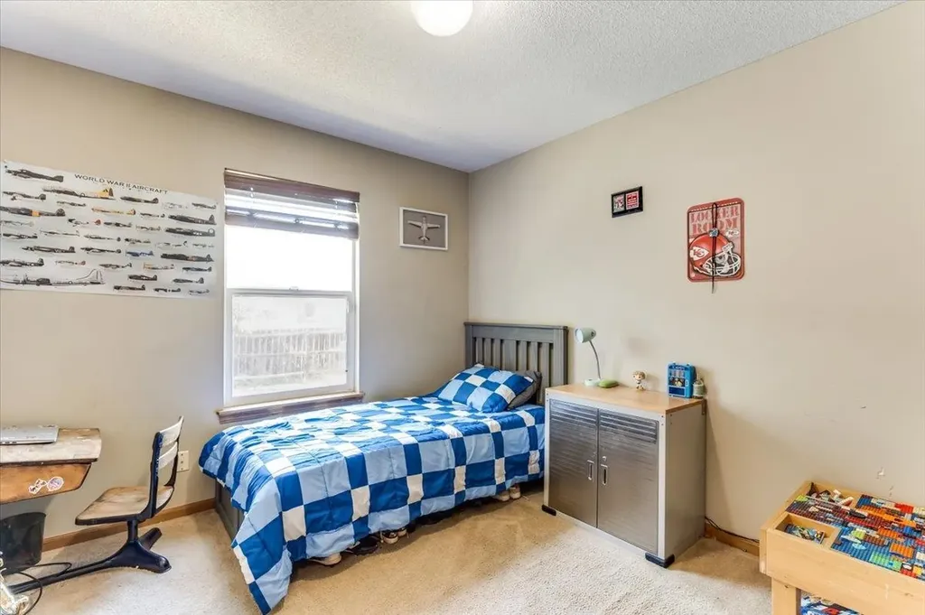 512 W Wayne Wichita KS 67217