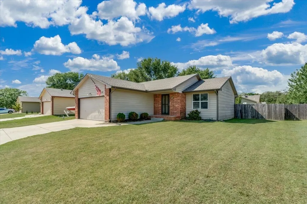 512 W Wayne Wichita KS 67217