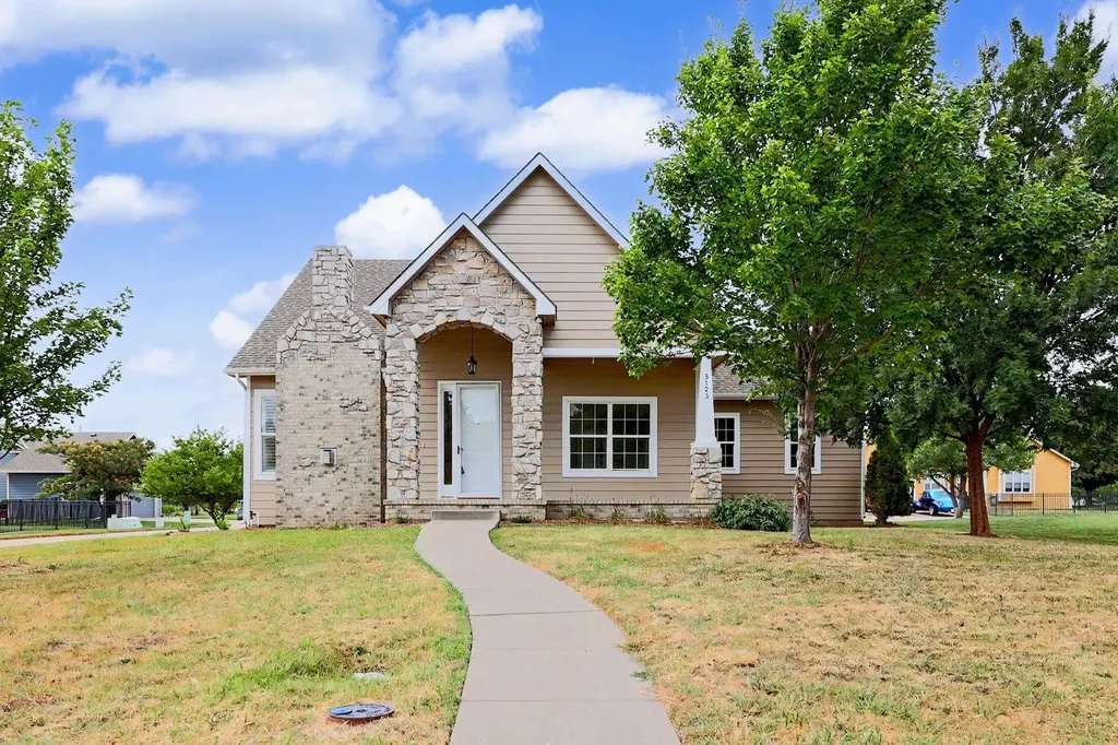 5123 N Hampton Wichita KS 67226
