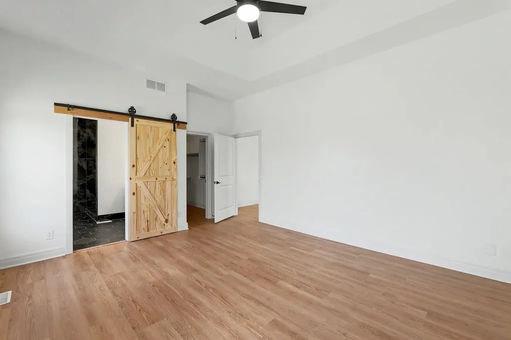 5123 N Hampton Wichita KS 67226