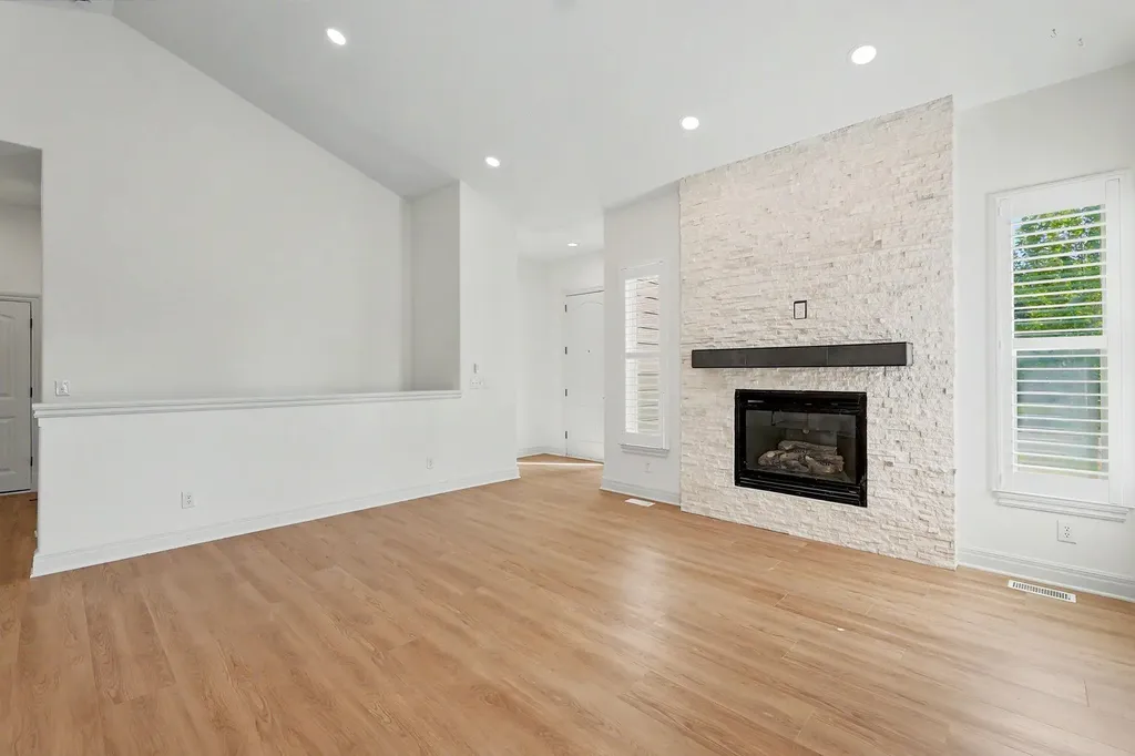 5123 N Hampton Wichita KS 67226