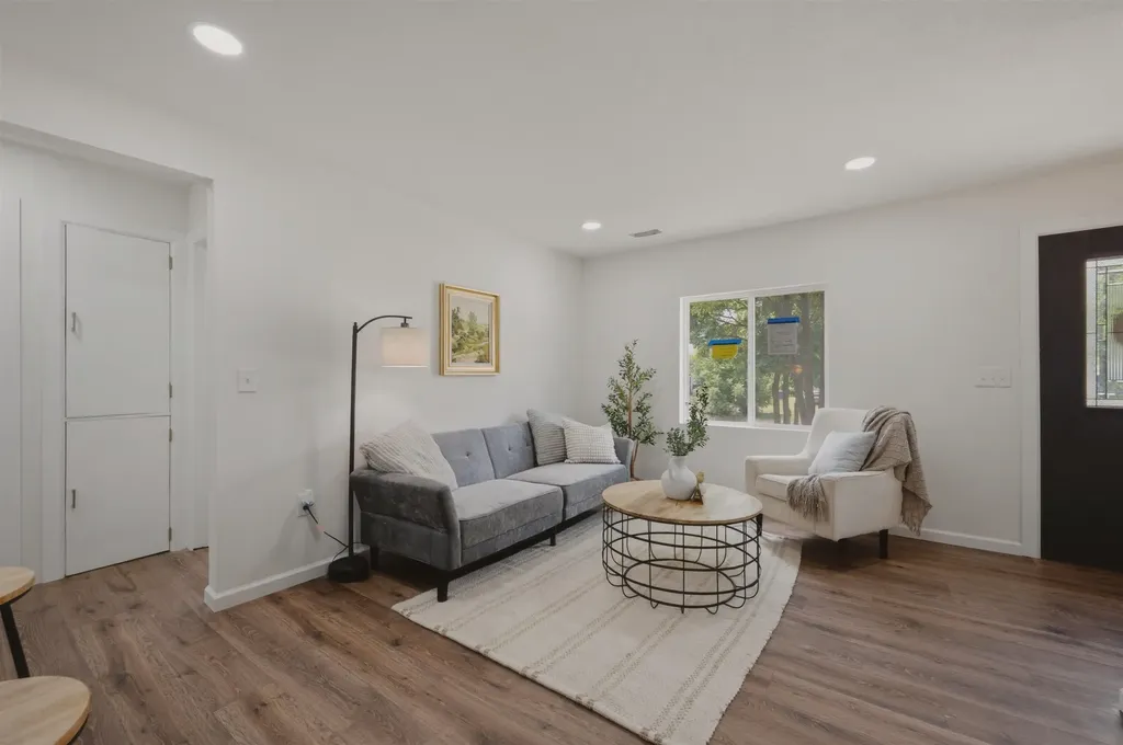 1528 N Erie Wichita KS 67208