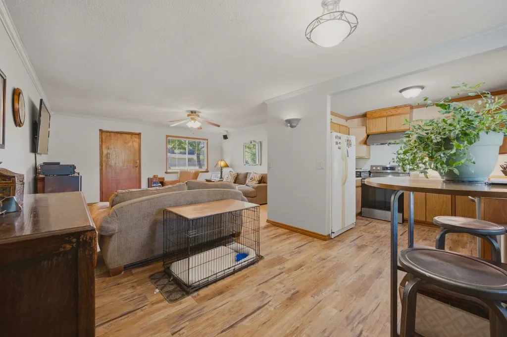 9565 SW Mcadoo Road Augusta KS 67010