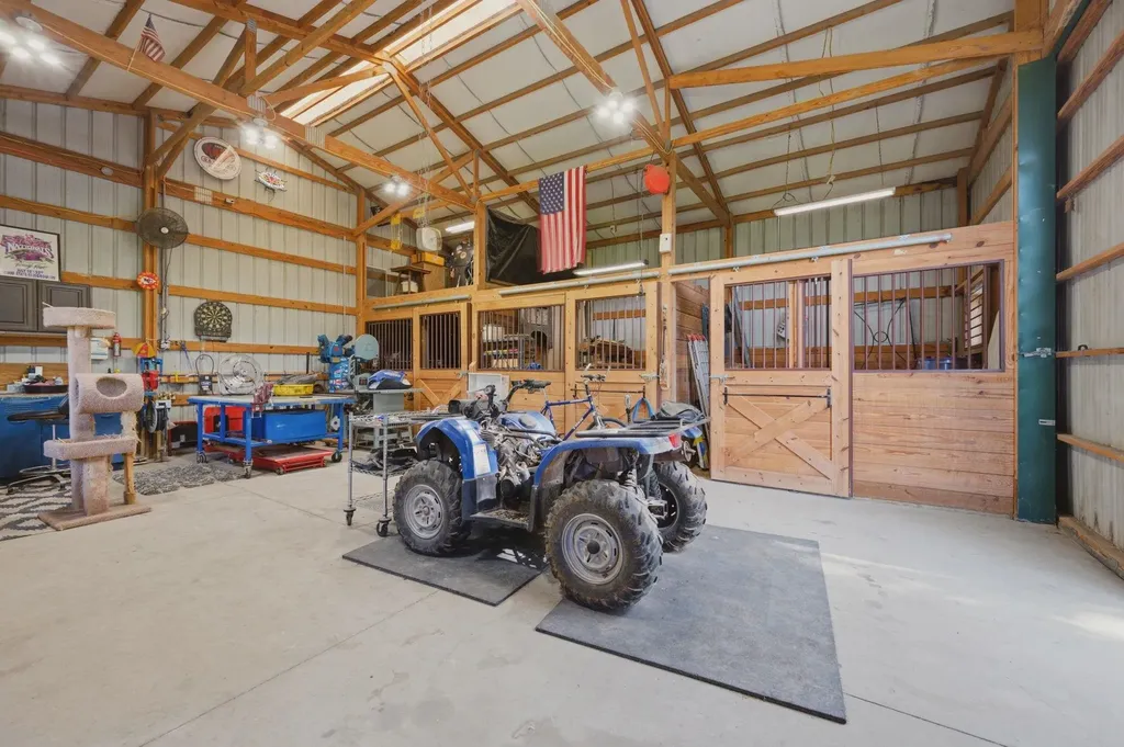 9565 SW Mcadoo Road Augusta KS 67010