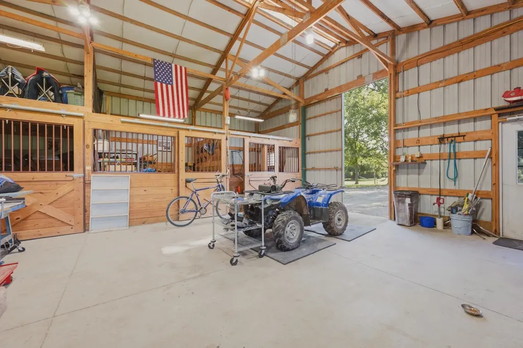 9565 SW Mcadoo Road Augusta KS 67010
