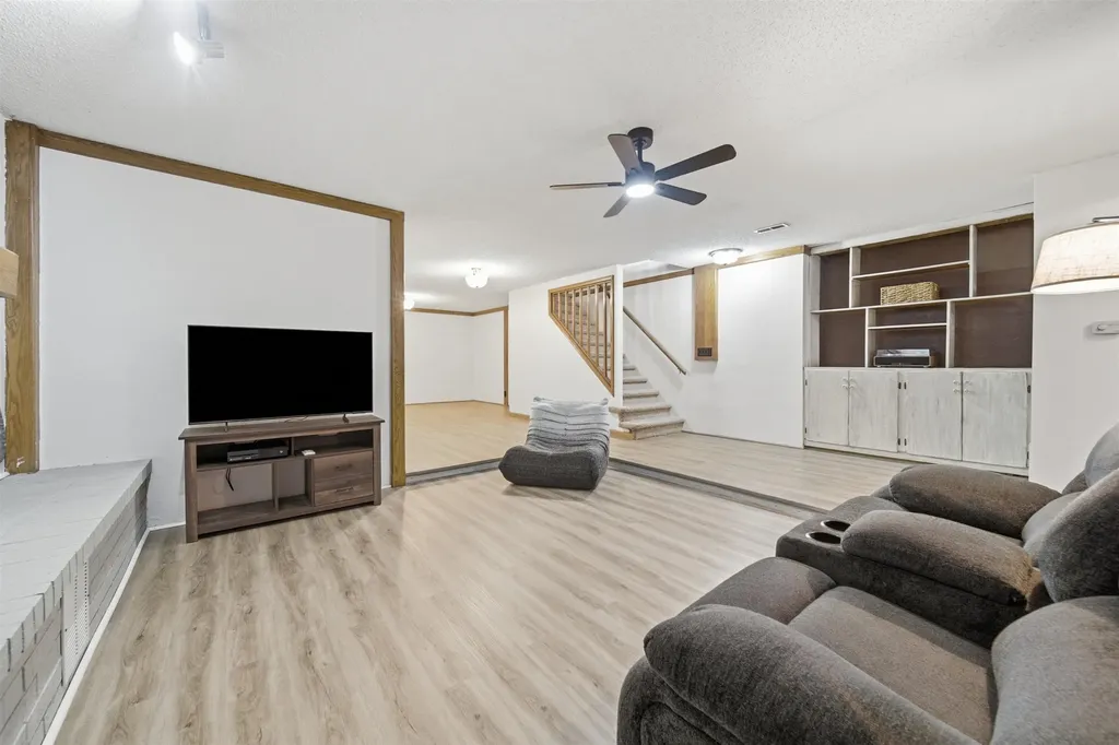 8309 W 17th Wichita KS 67212