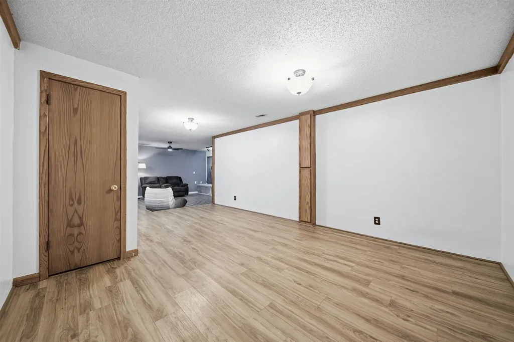 8309 W 17th Wichita KS 67212