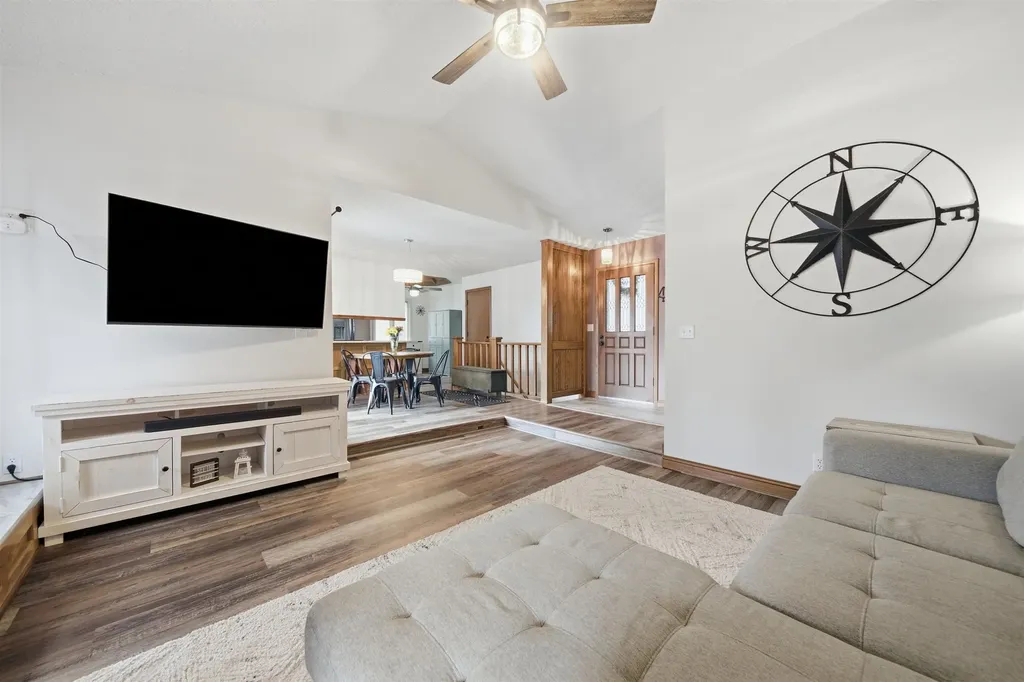 8309 W 17th Wichita KS 67212