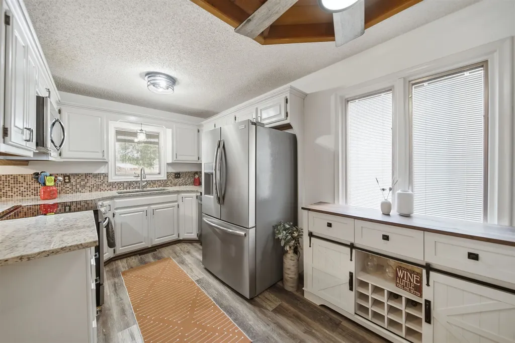 8309 W 17th Wichita KS 67212