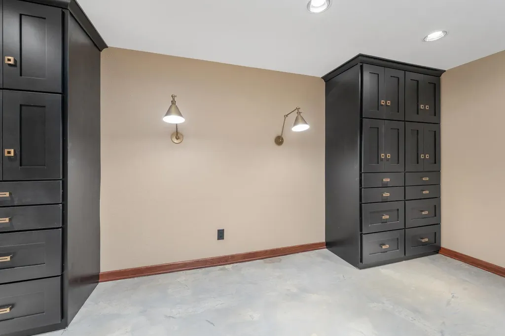 6619 SW Santa Fe Lake Road Augusta KS 67010