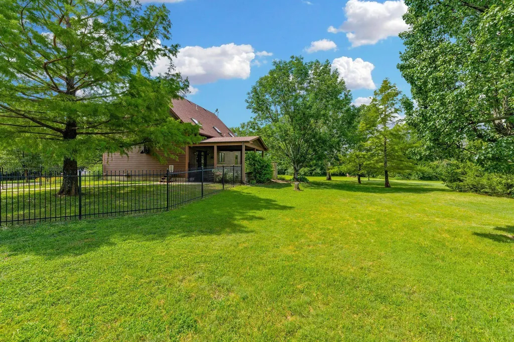 6619 SW Santa Fe Lake Road Augusta KS 67010