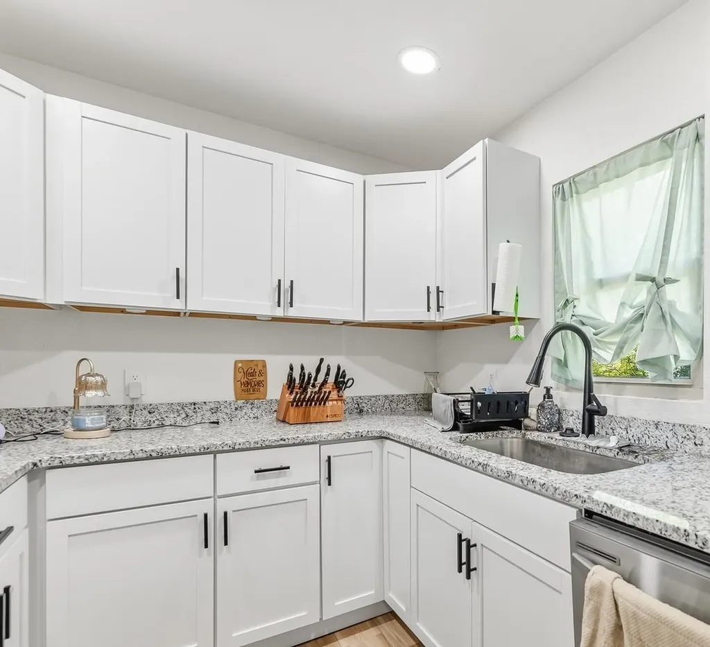 1206 N Bobbie Augusta KS 67010