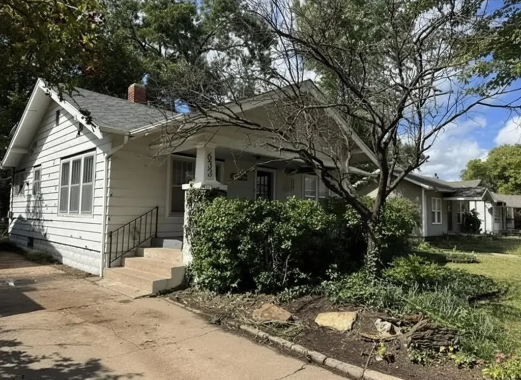 633 S Poplar Wichita KS 67211